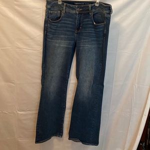 American eagle size 16 Reg kick boot jeans